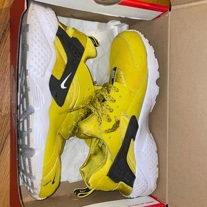 Nike Huarache Run SE (GS)